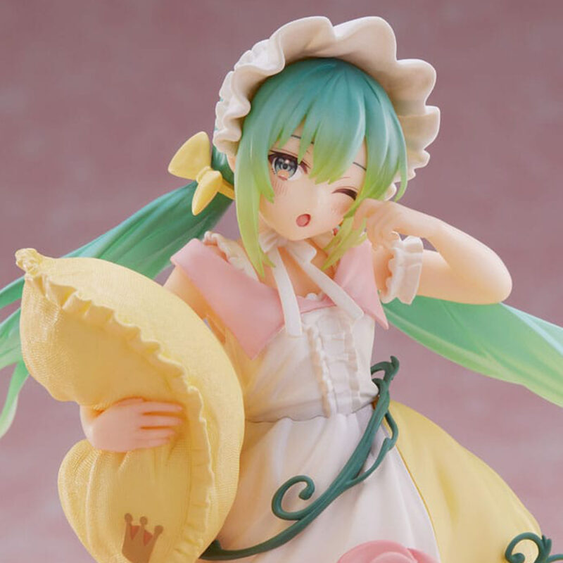 hatsune miku sleeping beauty figure