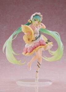 hatsune miku sleeping beauty figure
