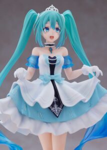 figura hatsune miku cenicienta